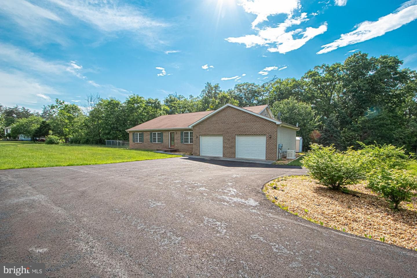 1001 N Timber Ridge Road photo 4