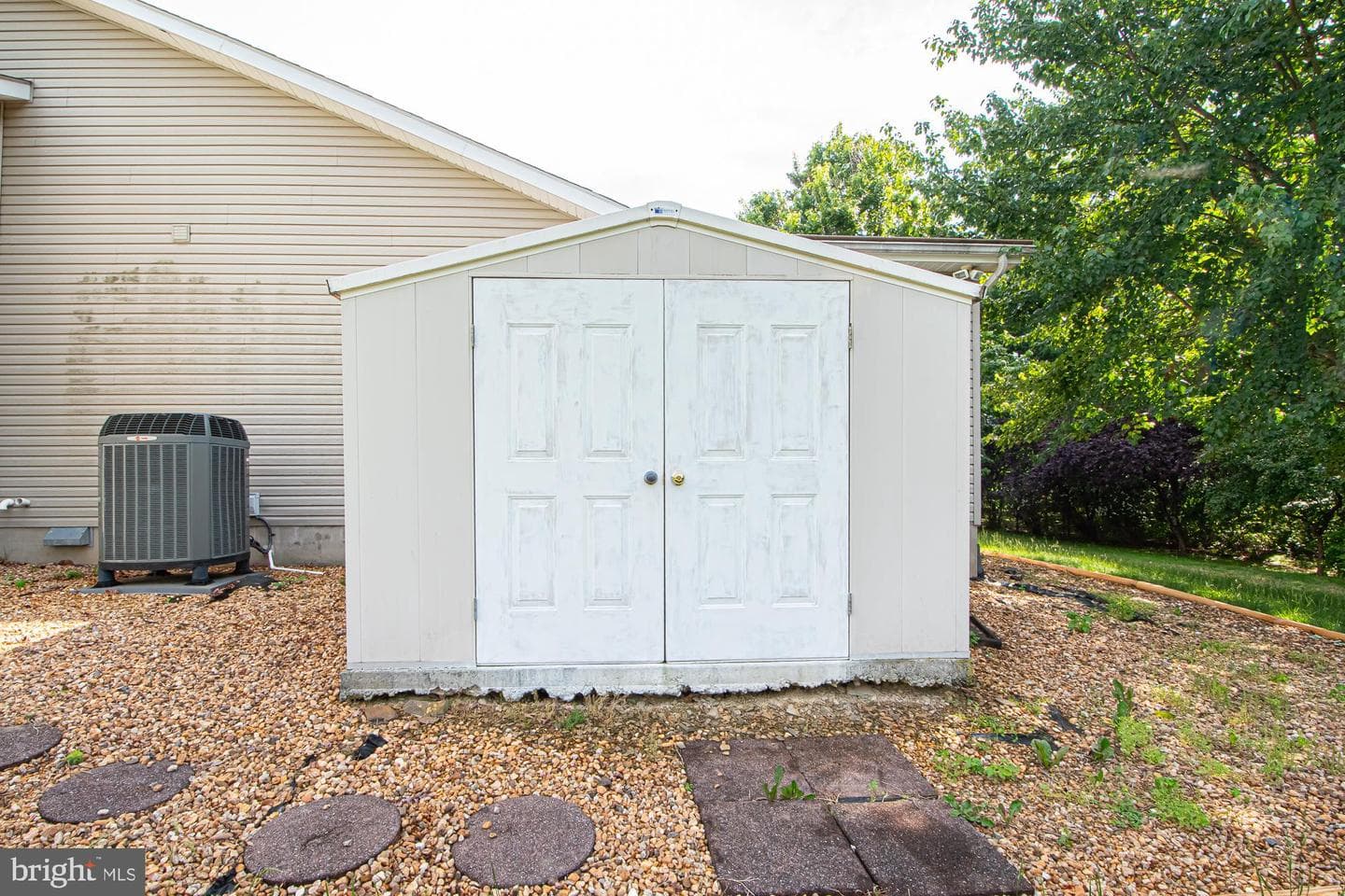 1001 N Timber Ridge Road photo 71
