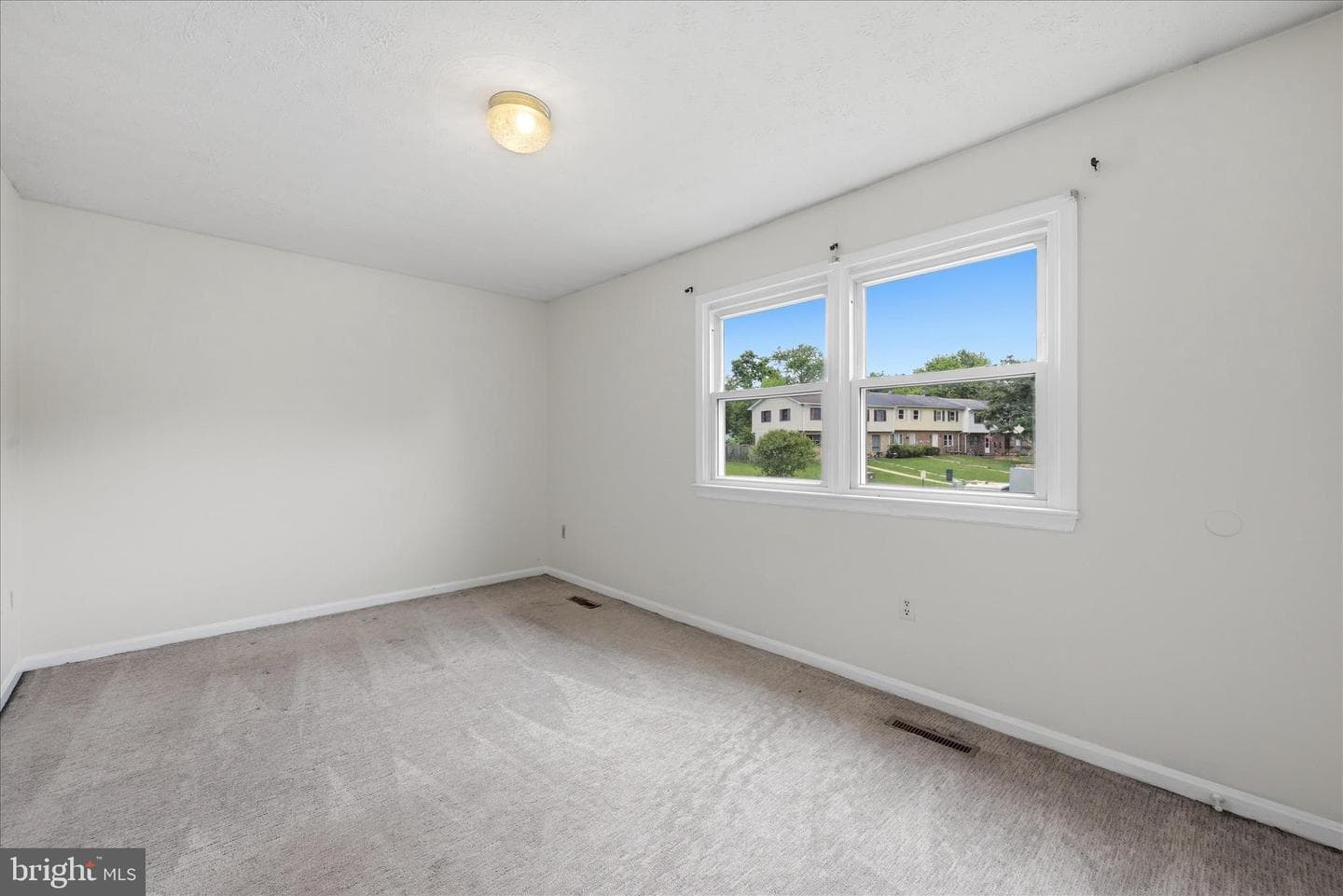 304 Ash Hollow Drive photo 22