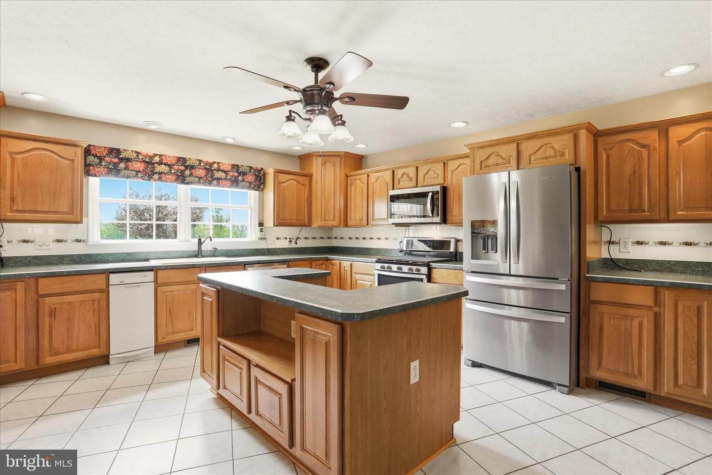 300 Tavistock Drive photo 41