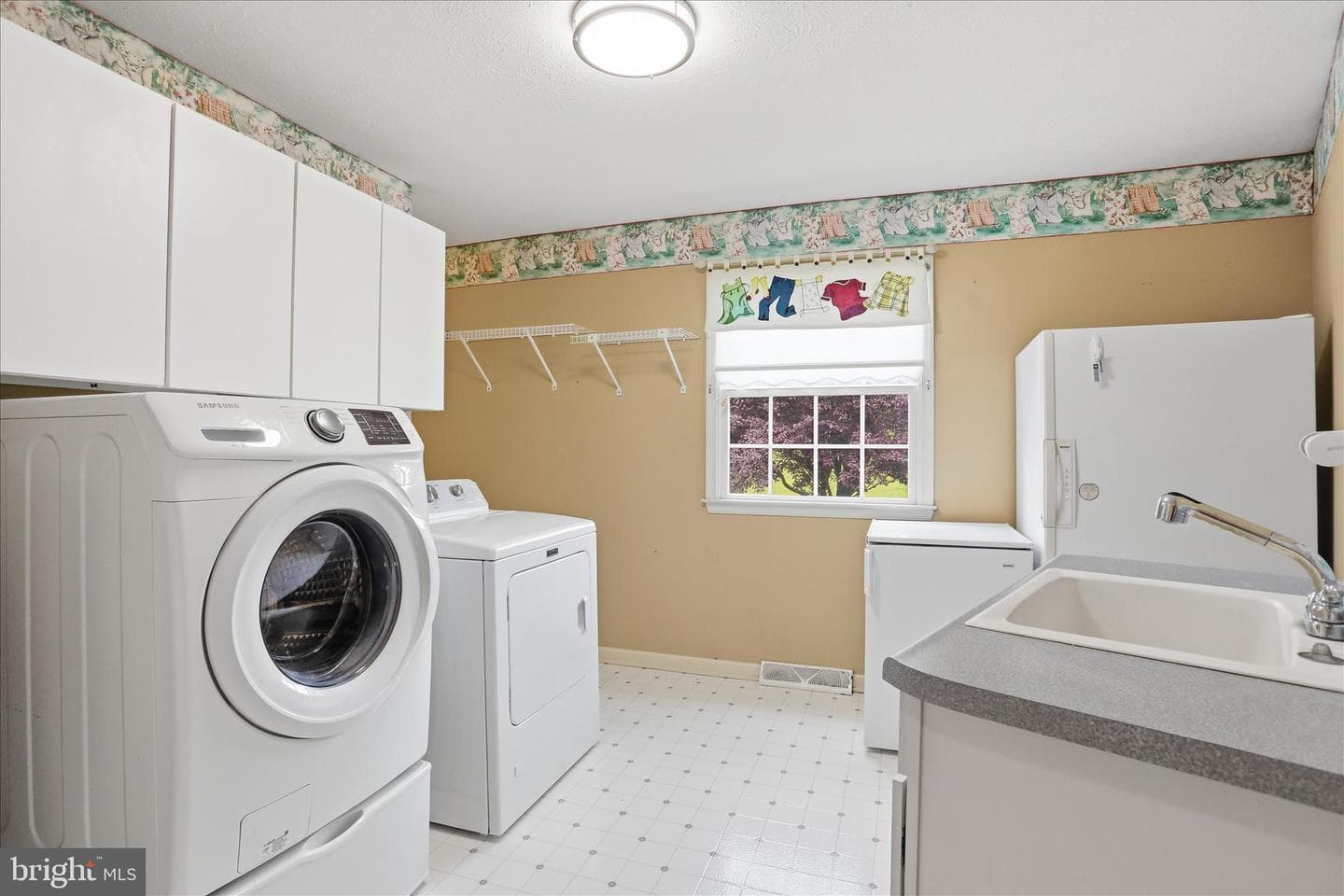 300 Tavistock Drive photo 48