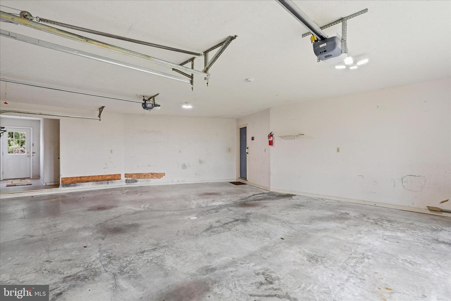300 Tavistock Drive photo 53