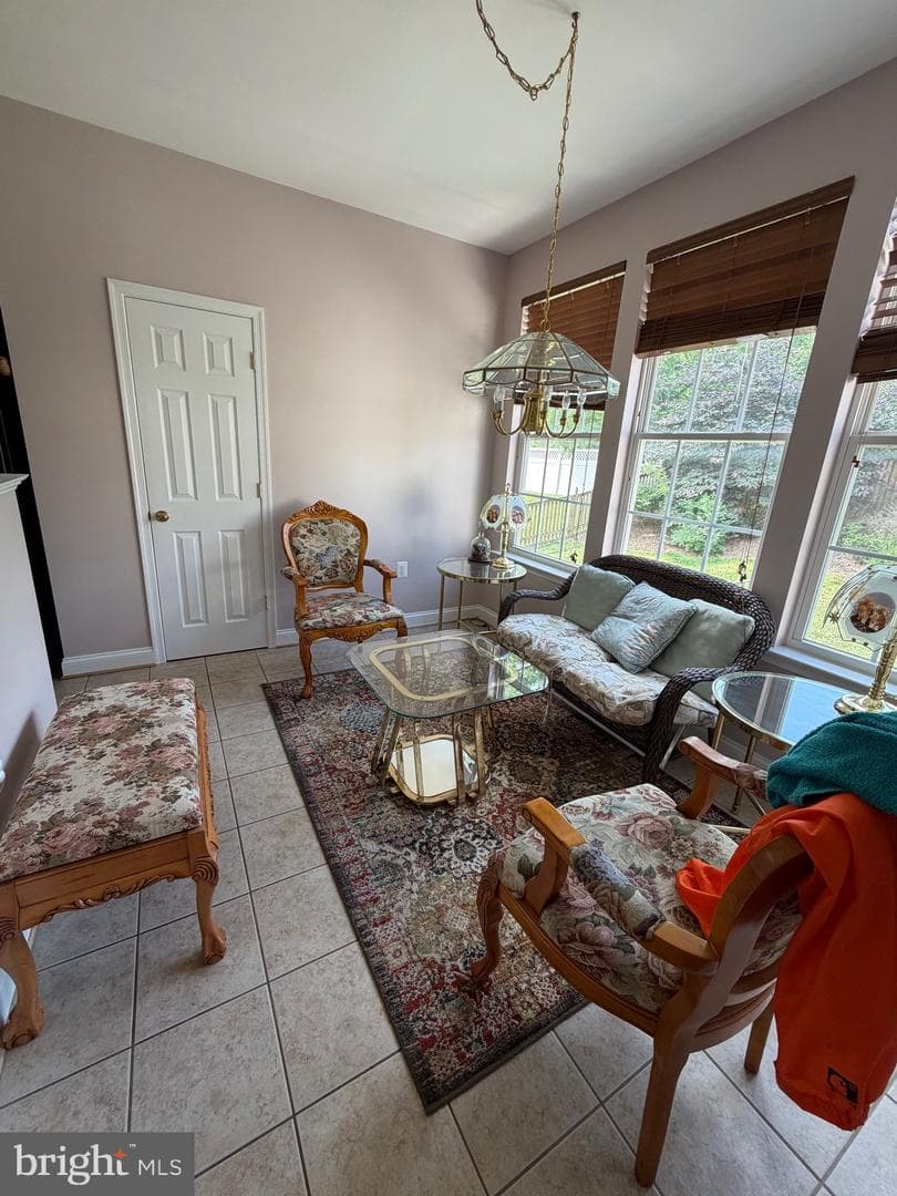 104 Hayvenhurst Court photo 5