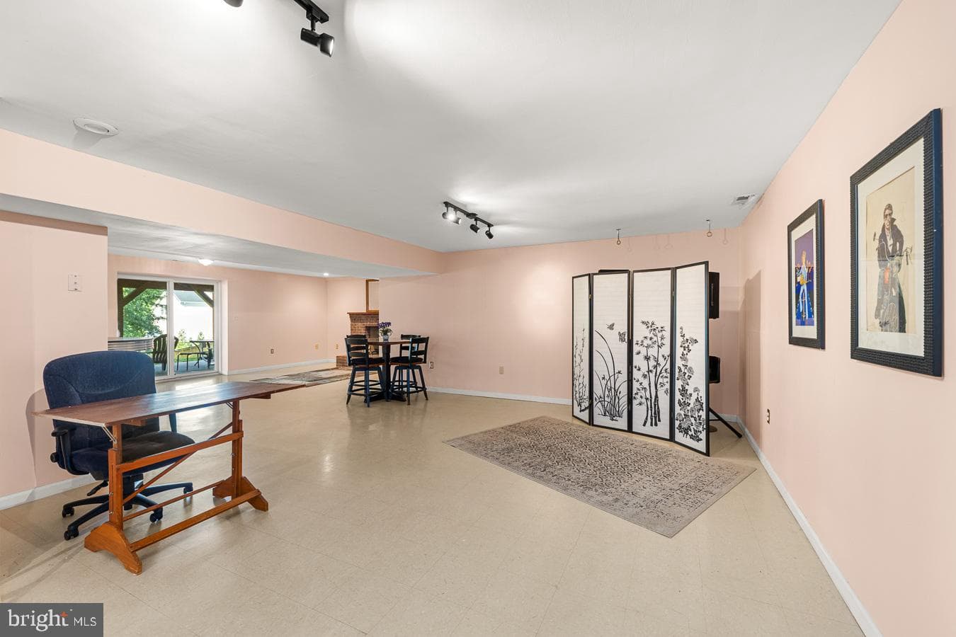 295 Huntersridge Road photo 40