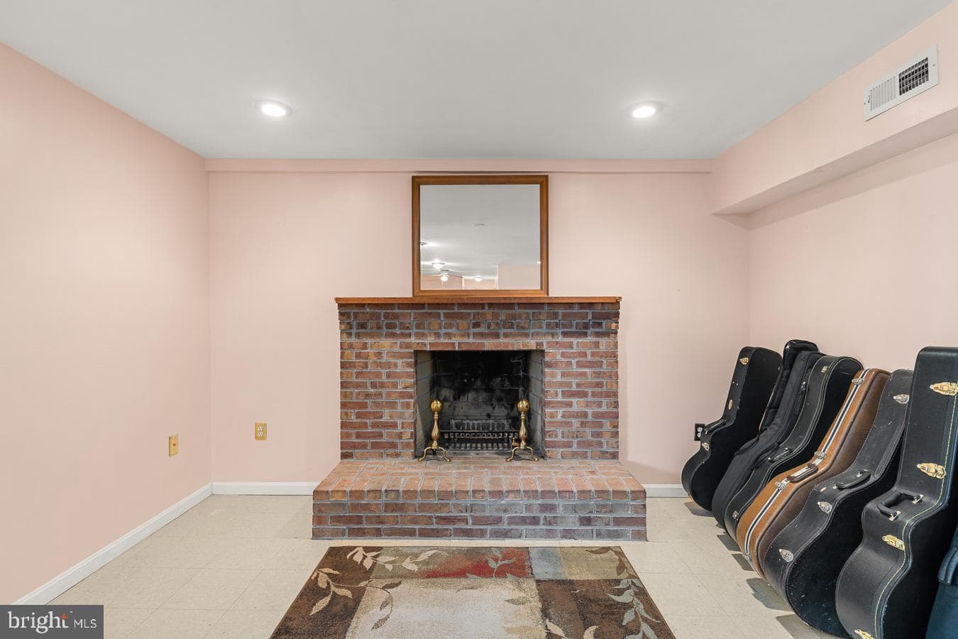 295 Huntersridge Road photo 43