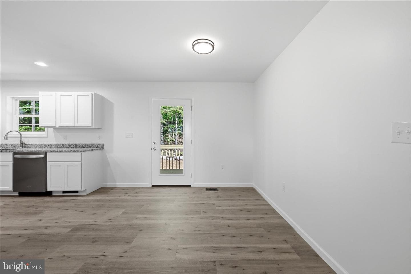 805 Pheasant Drive photo 14