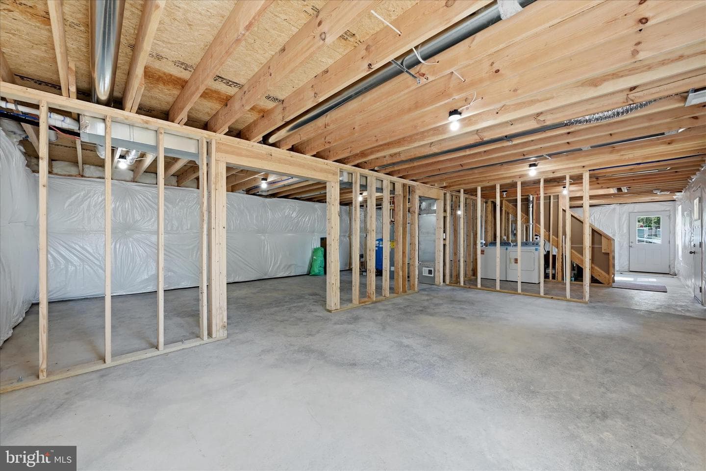 805 Pheasant Drive photo 37