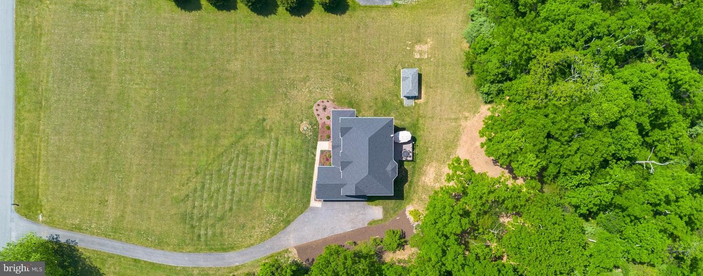 161 Skylar Lanes Way photo 3