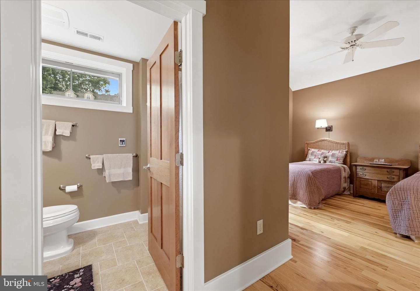 130 Lake Shore Drive photo 37