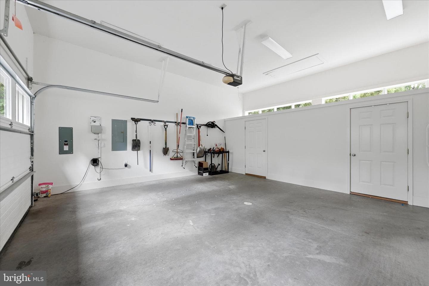 130 Lake Shore Drive photo 51