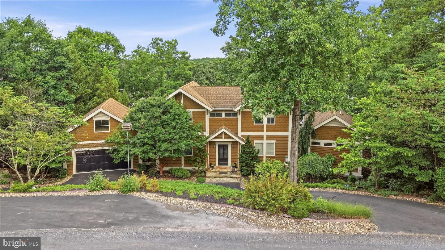 130 Lake Shore Drive photo 62