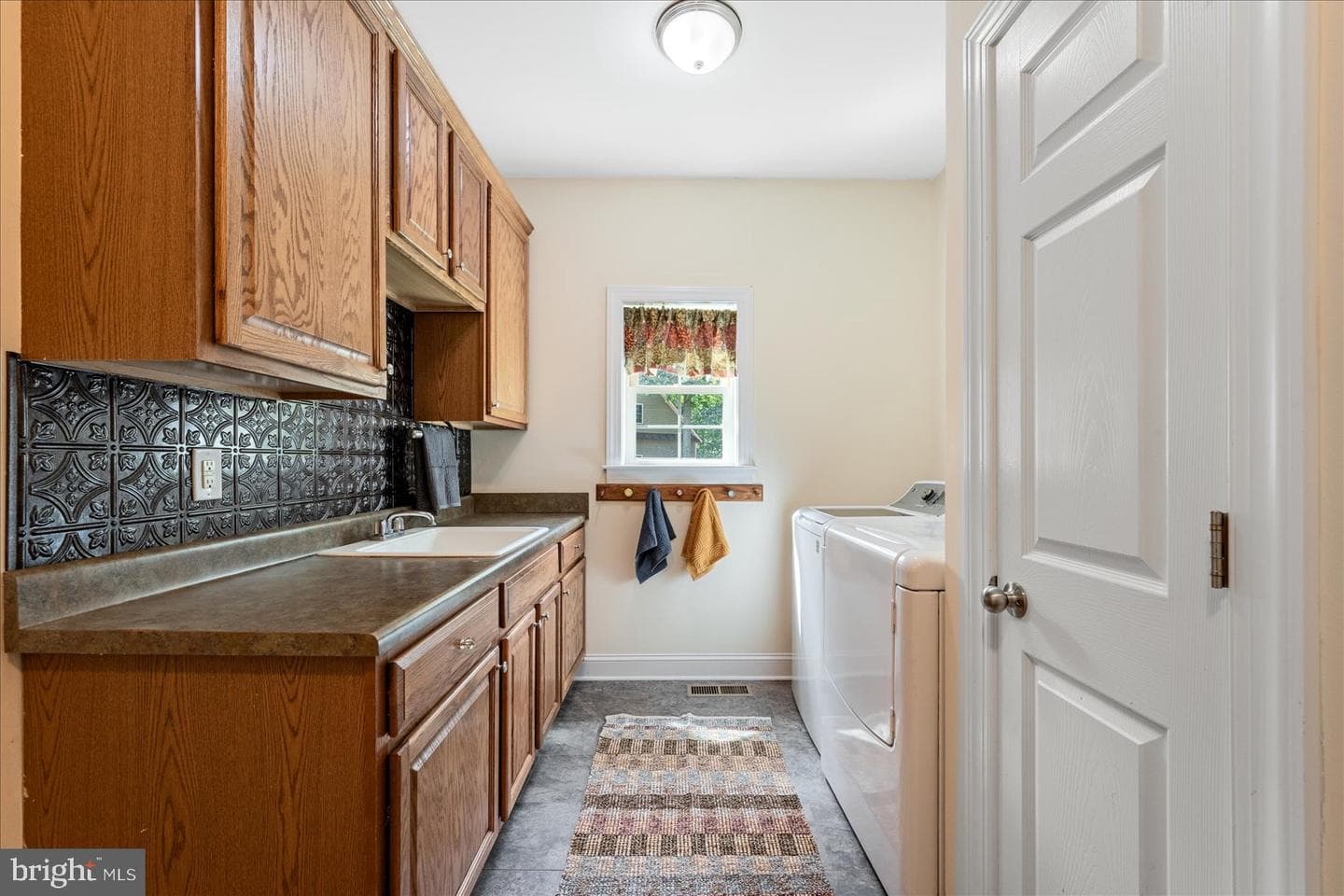 103 Comforter Lane photo 35