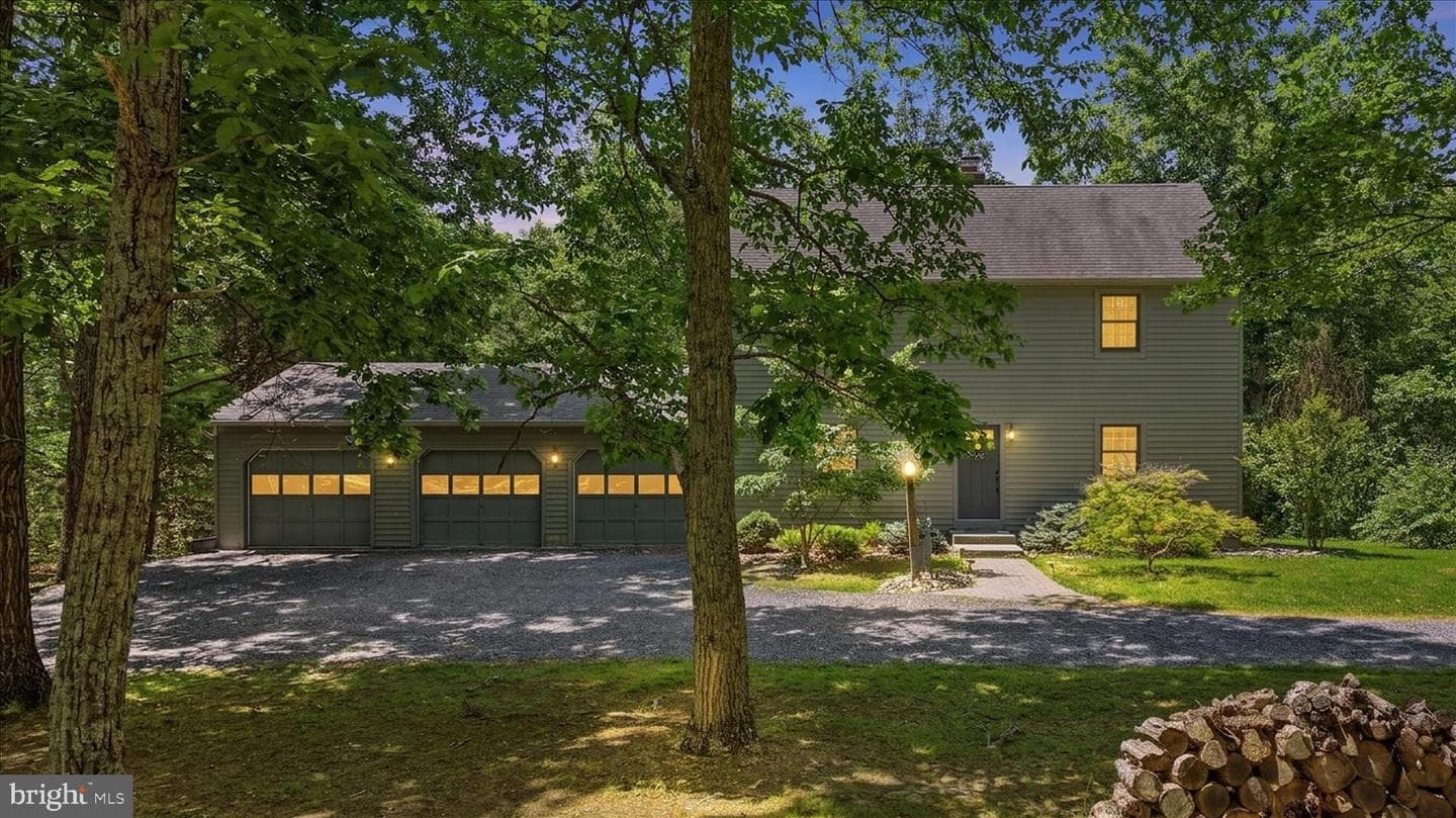516 Deer Creek Road, Winchester
