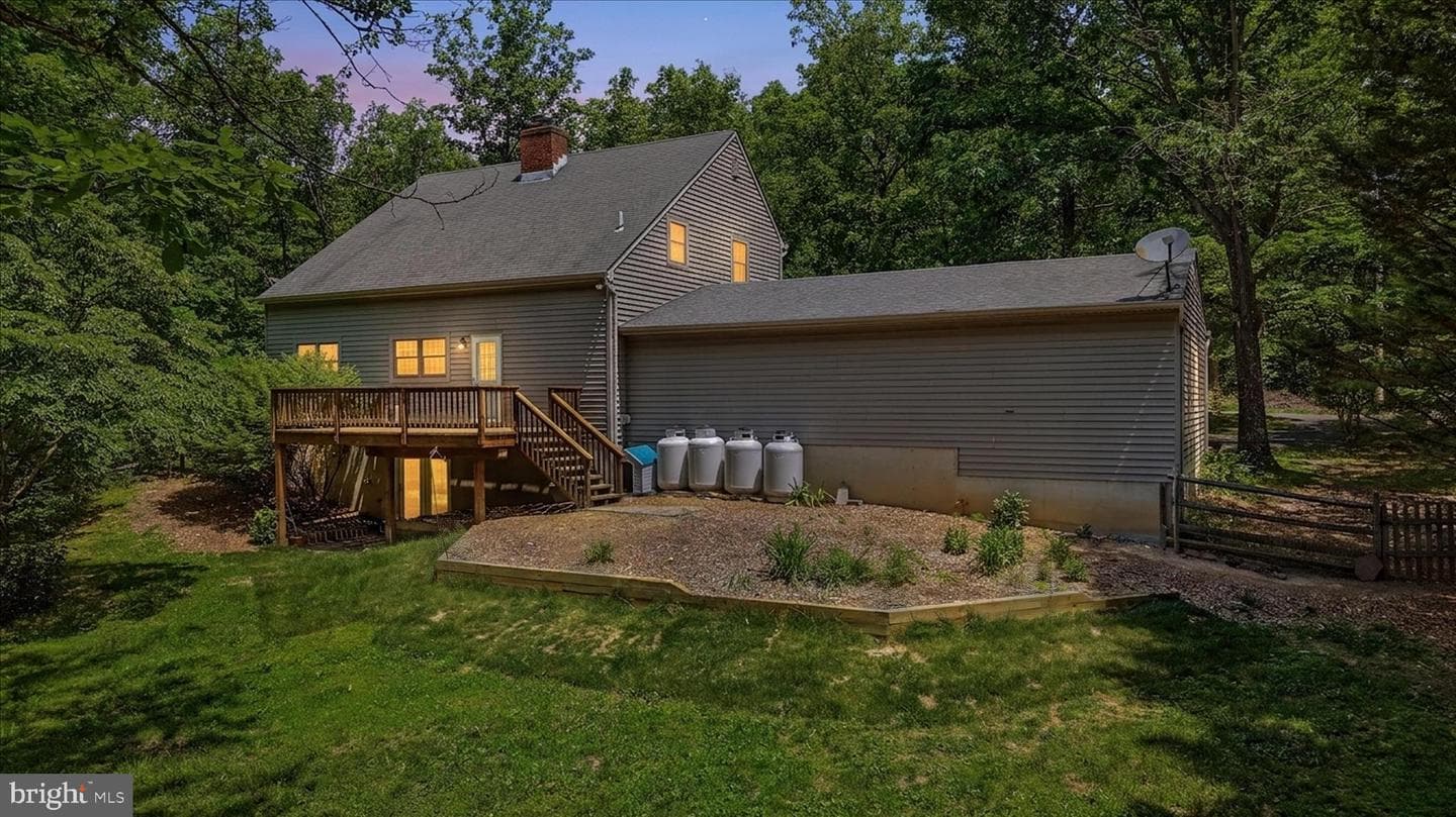 516 Deer Creek Road, Winchester