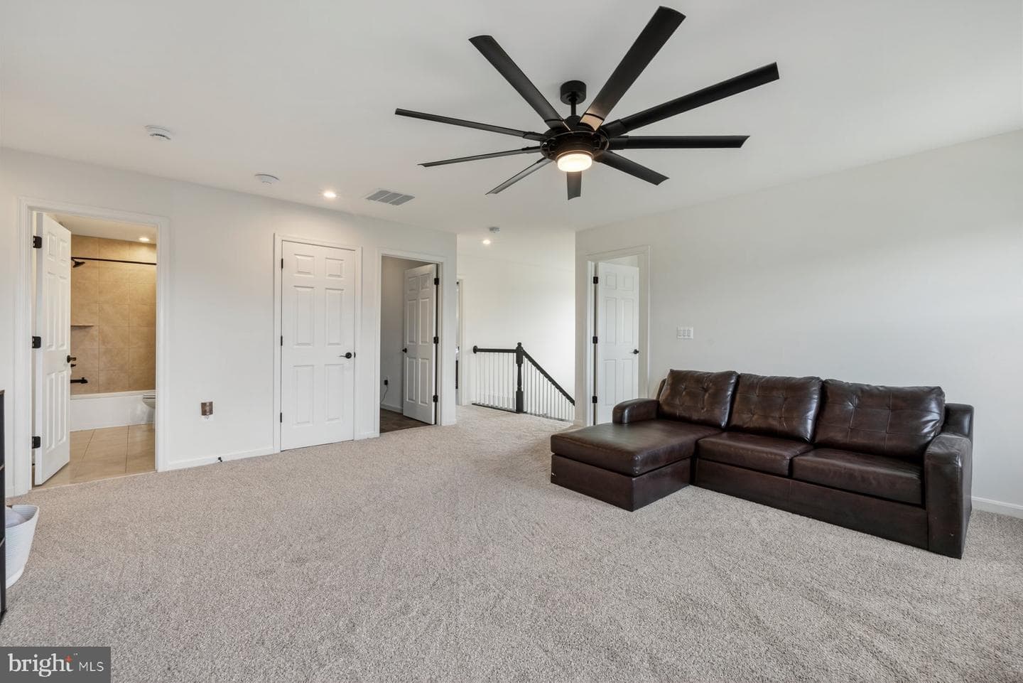 115 Brandenbury Ct photo 16