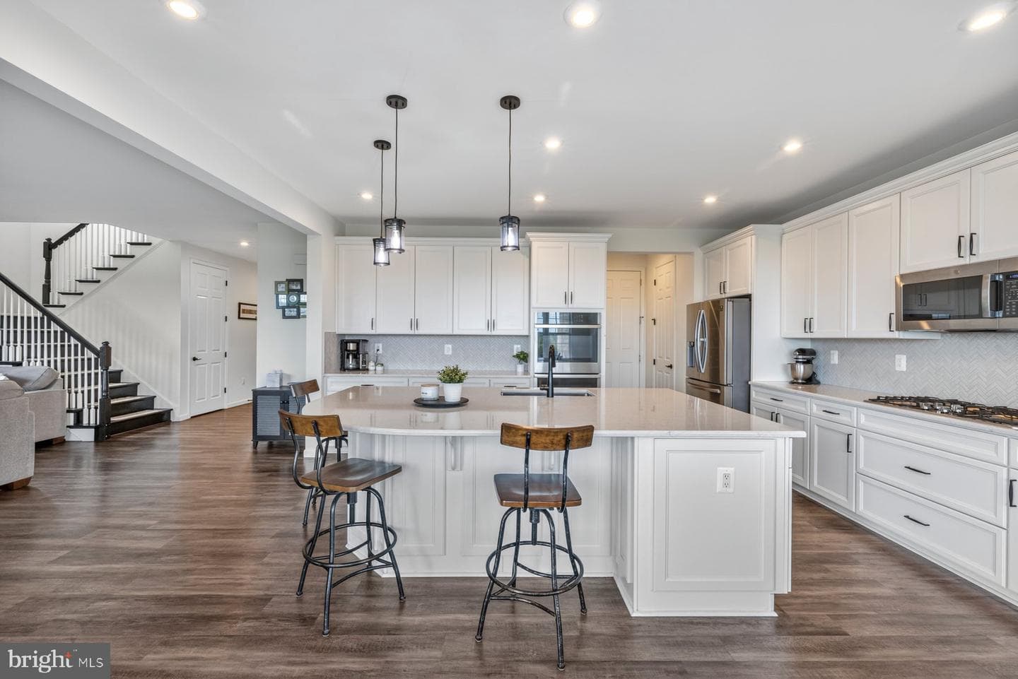 115 Brandenbury Ct photo 3