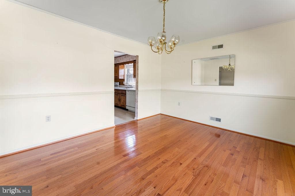 114 Williamson Rd photo 8