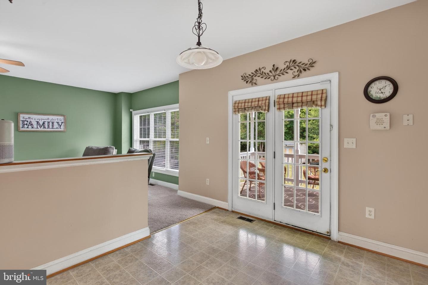 106 Maverick Court photo 16
