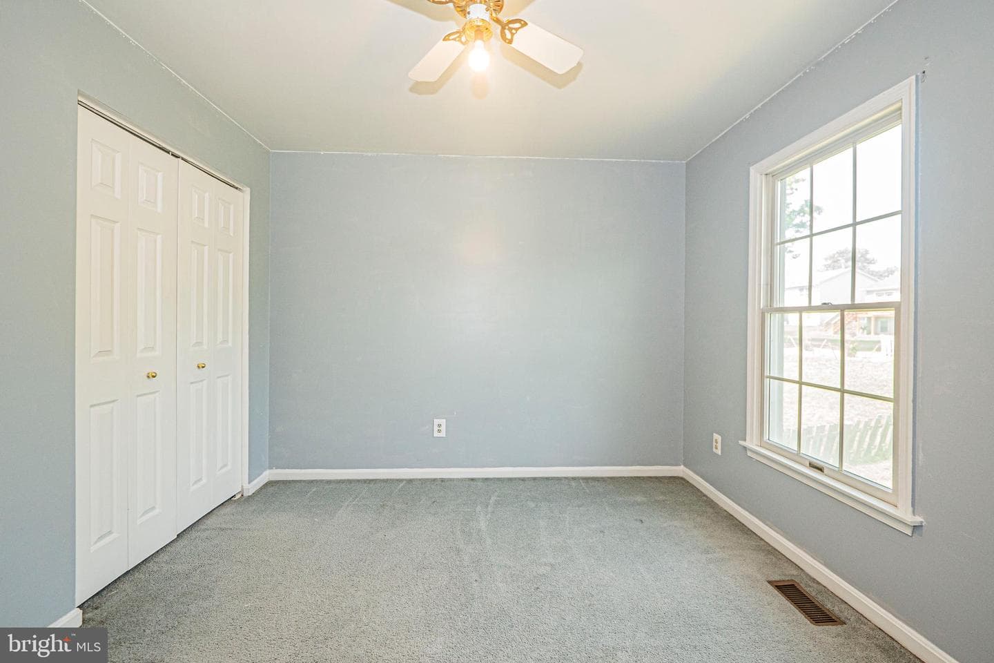 123 Etnam Street photo 28