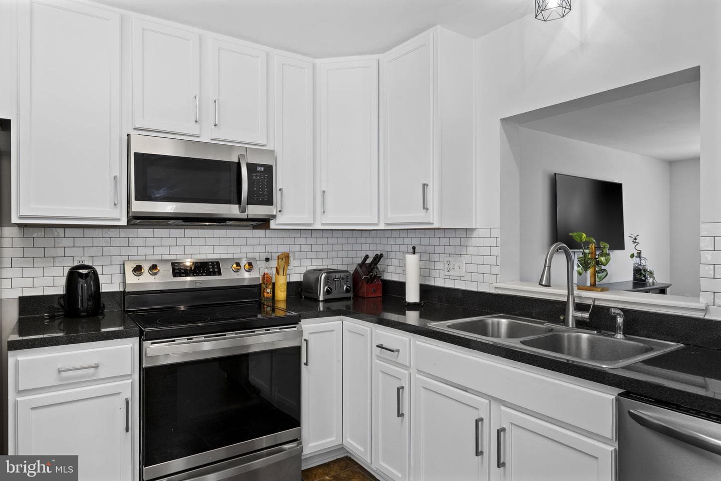 124 Worsham Terrace photo 10