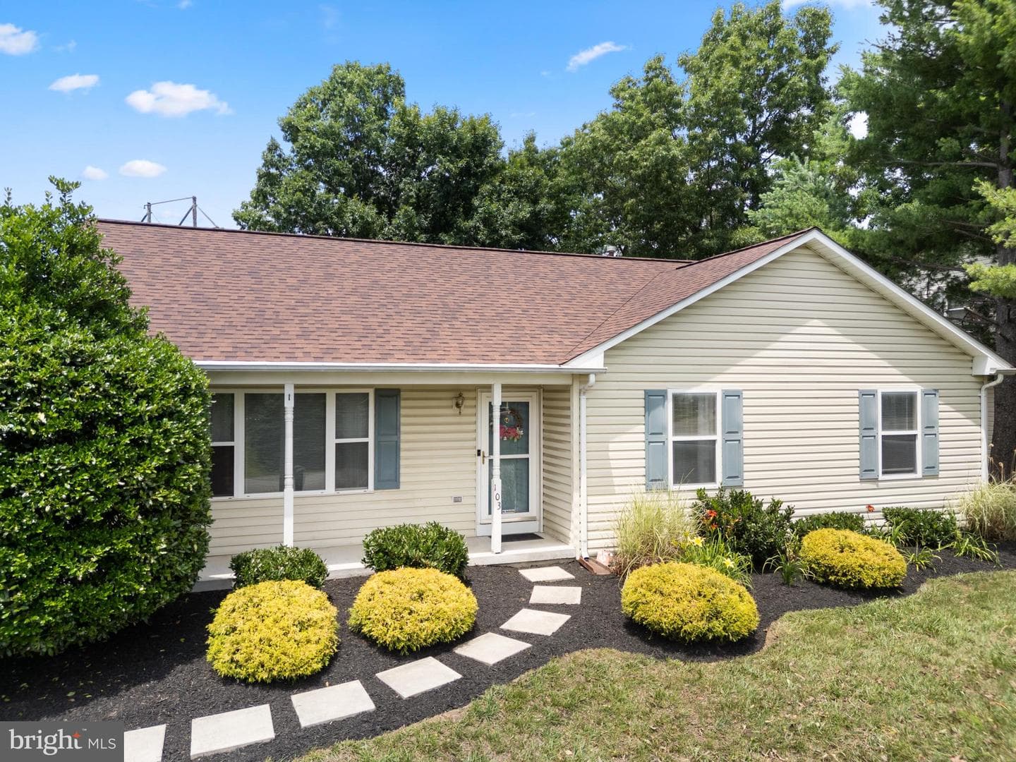 103 Elaine Dr, Winchester