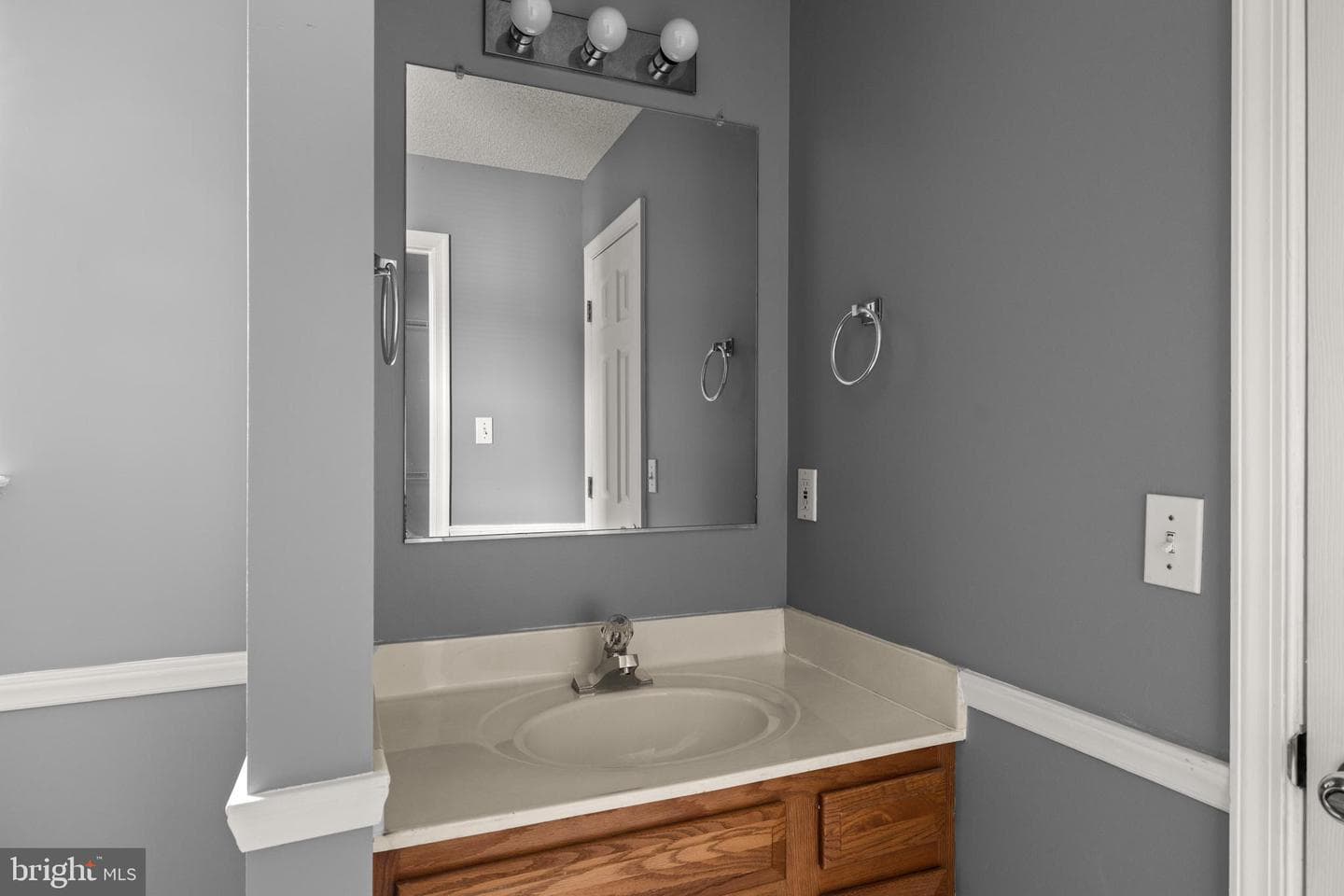 103 Elaine Drive photo 7