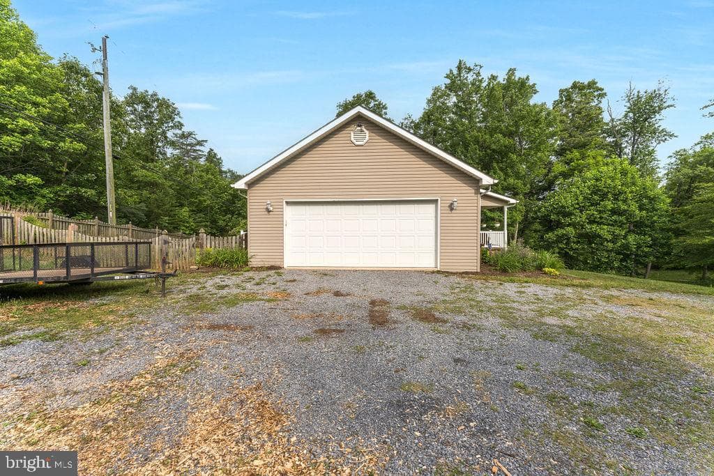 8160 Northwestern Pike photo 24