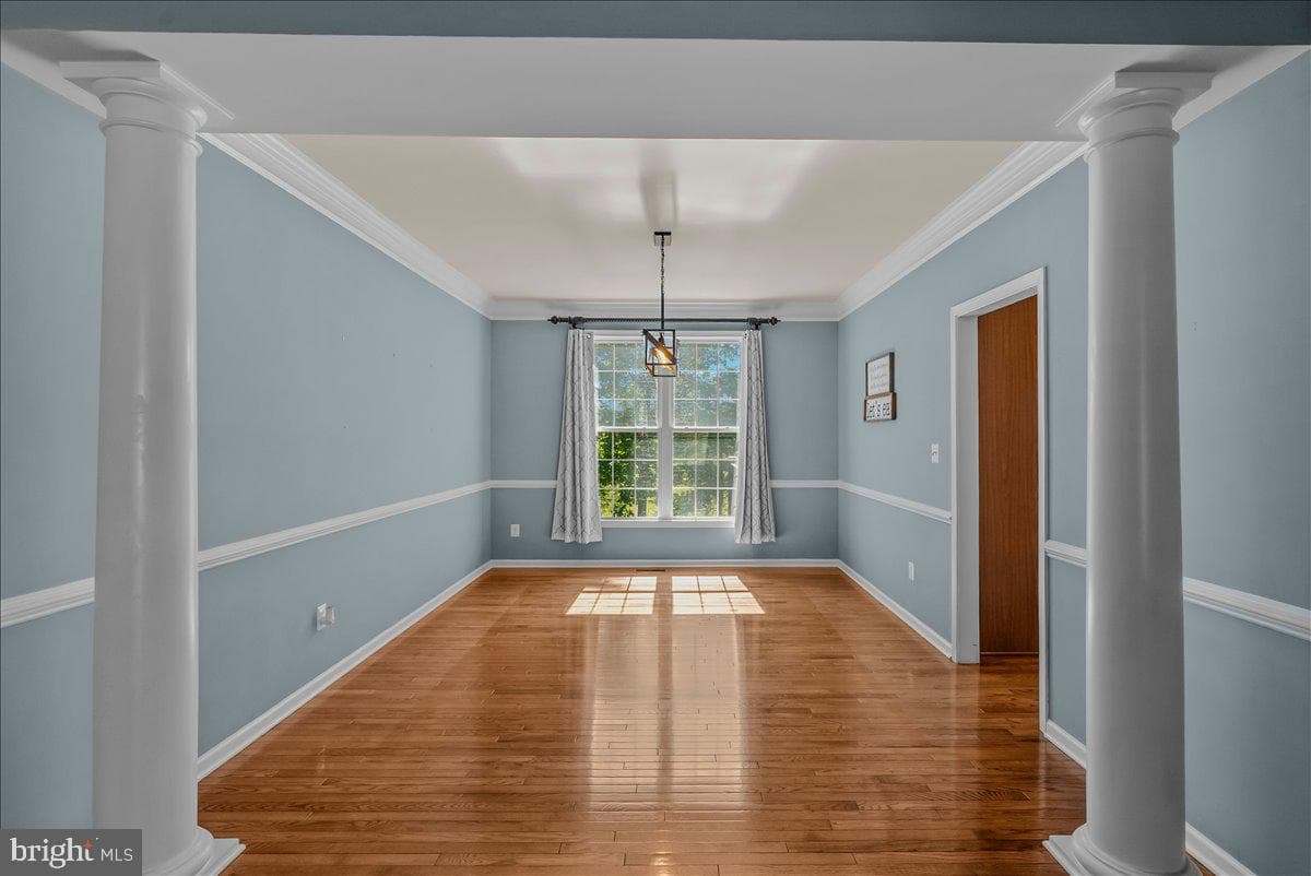 108 Norfolk Court photo 24