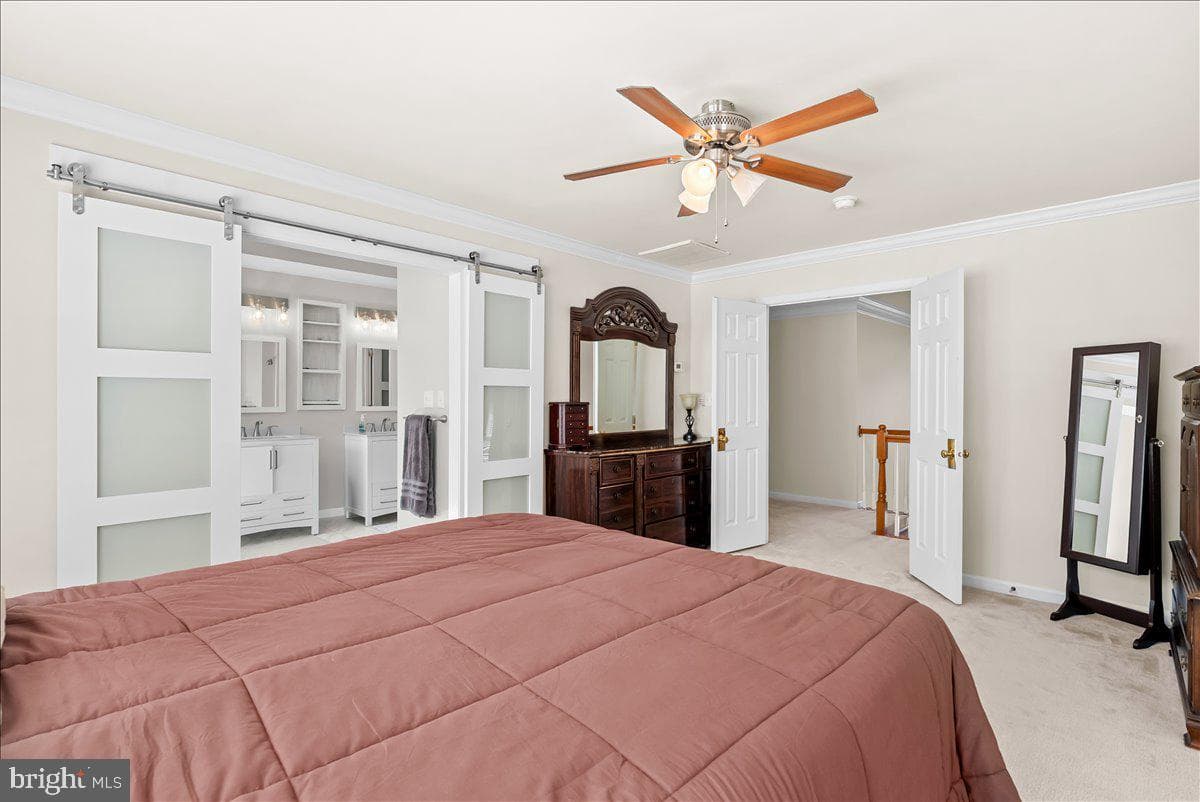 108 Norfolk Court photo 36