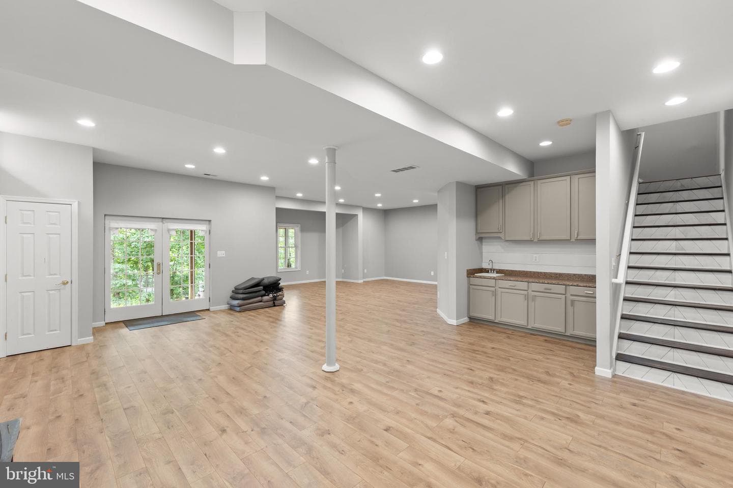 118 Aulee Court photo 32