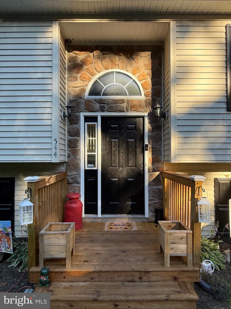 544 Bluebird Trail, Winchester