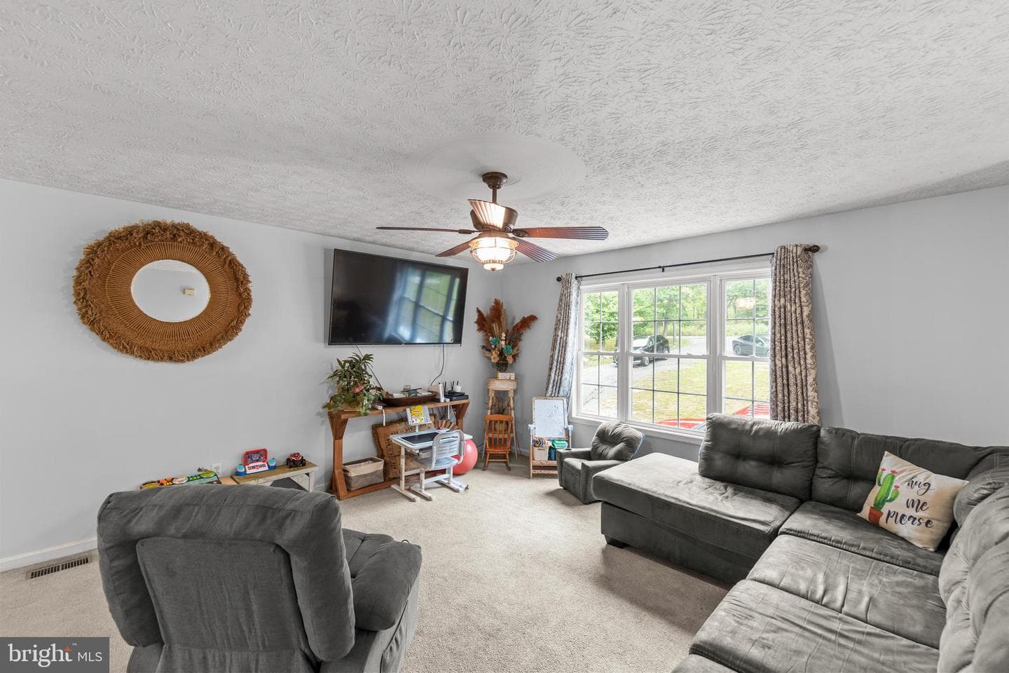 544 Bluebird Trail photo 5