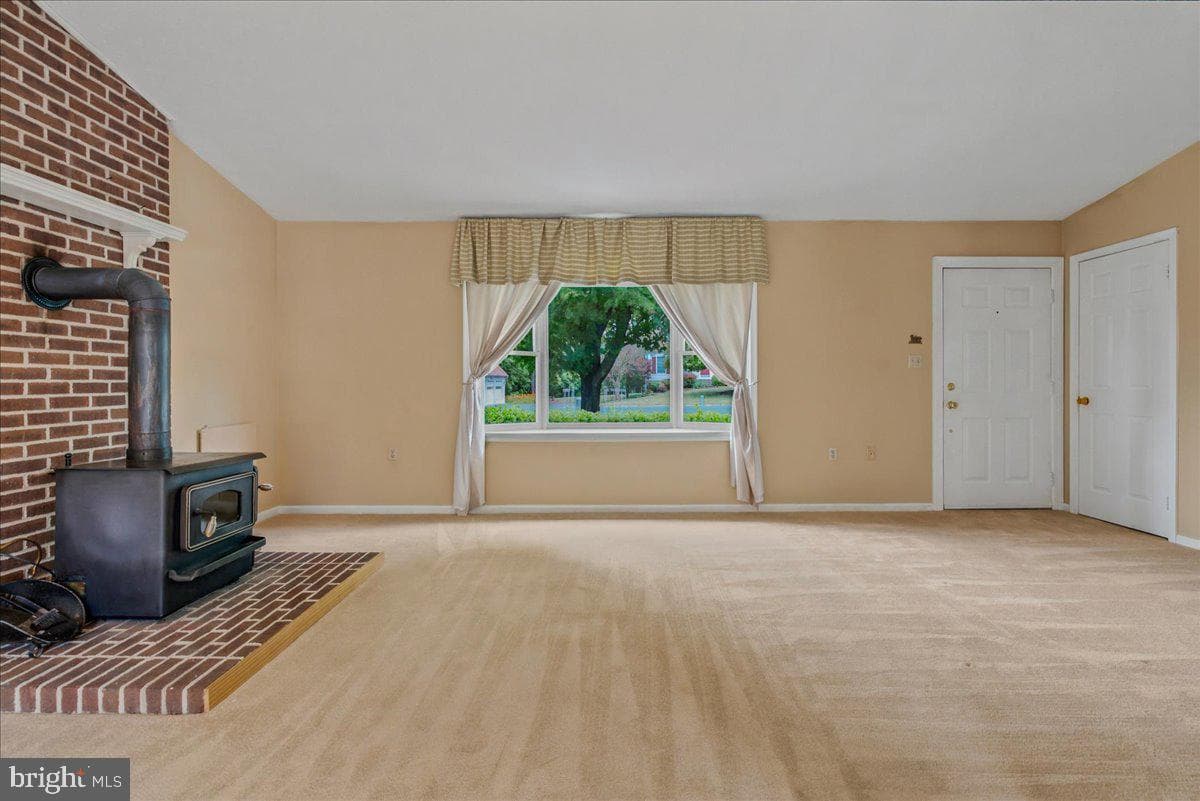 303 Yale Drive photo 13