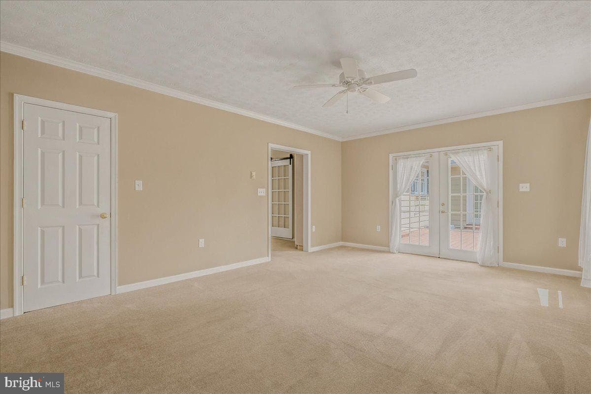 303 Yale Drive photo 34