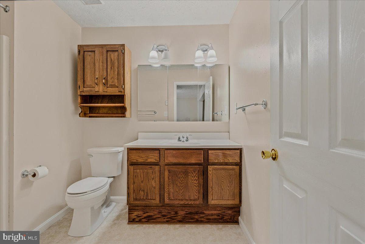 303 Yale Drive photo 46