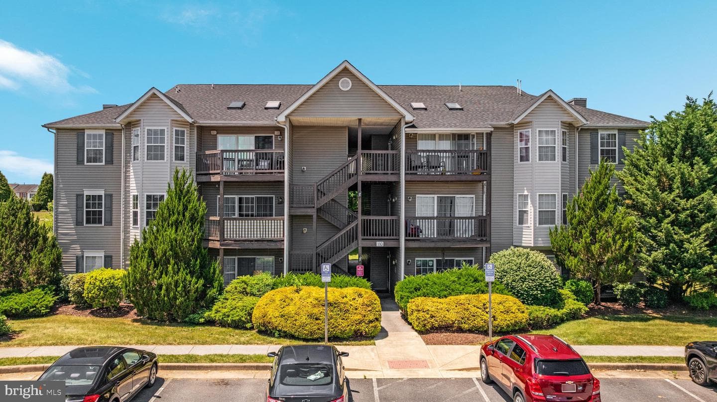 110 Brookland Court #10, Winchester