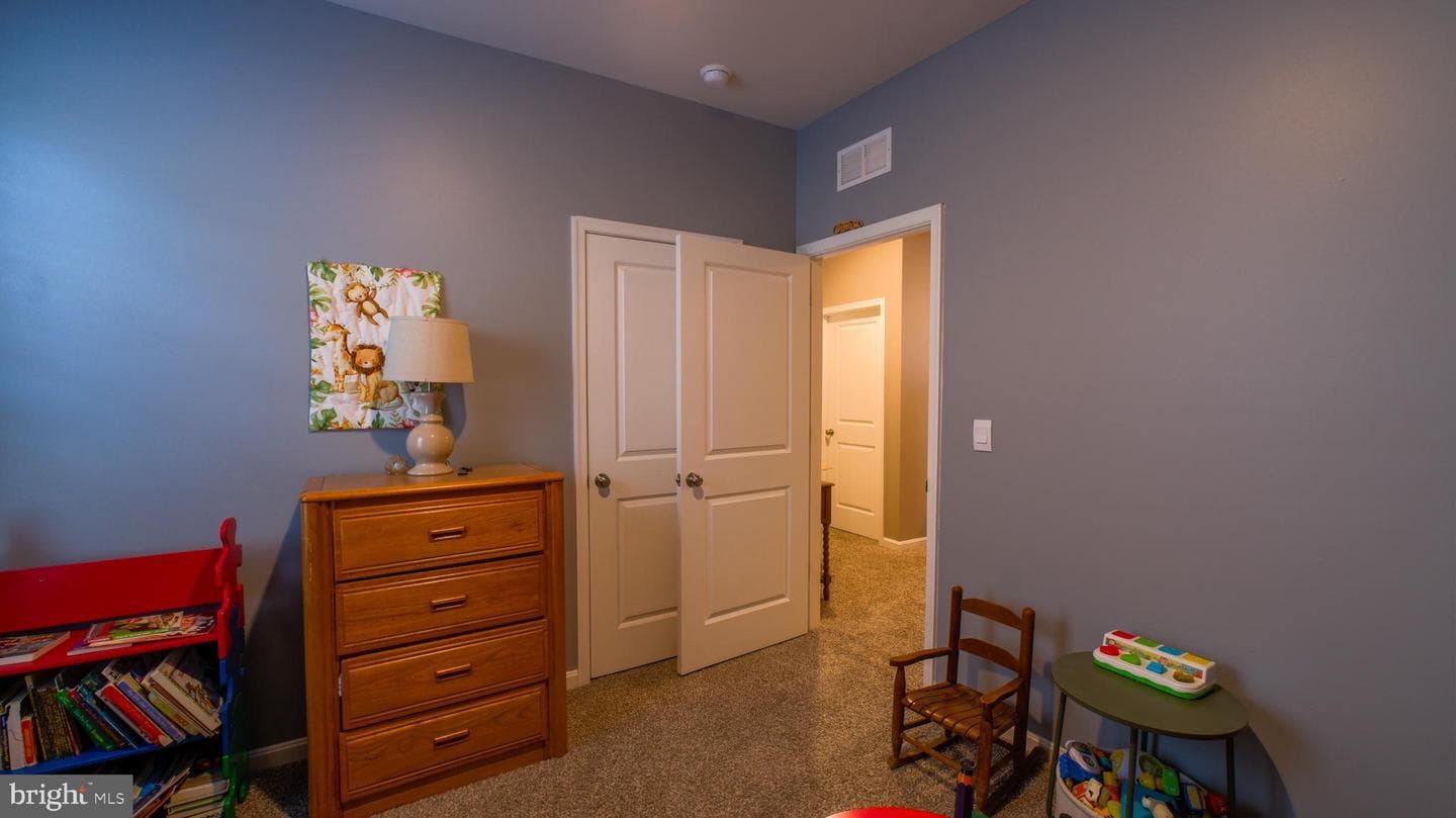 122 Clerkenwell Drive photo 24