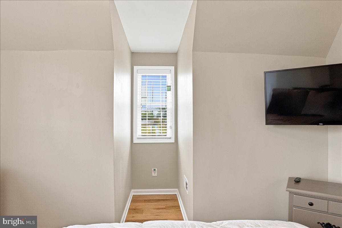 461 Veterans Road photo 116