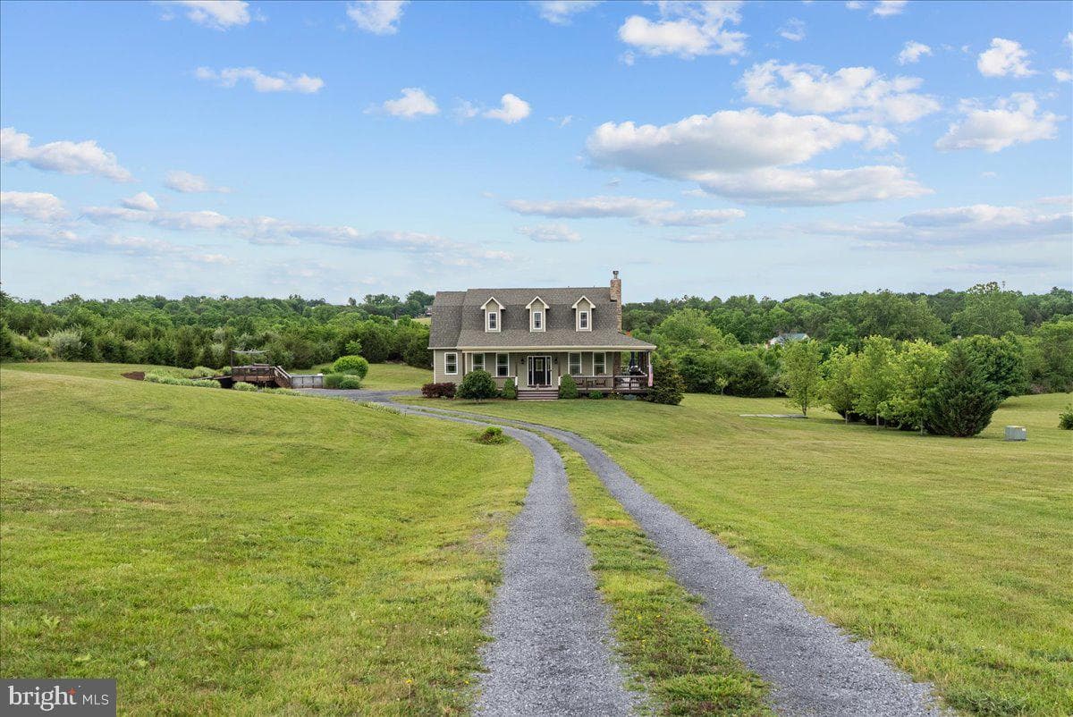 461 Veterans Road photo 28