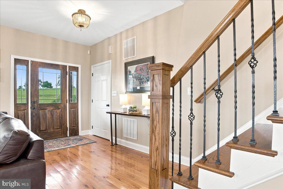 461 Veterans Road photo 41
