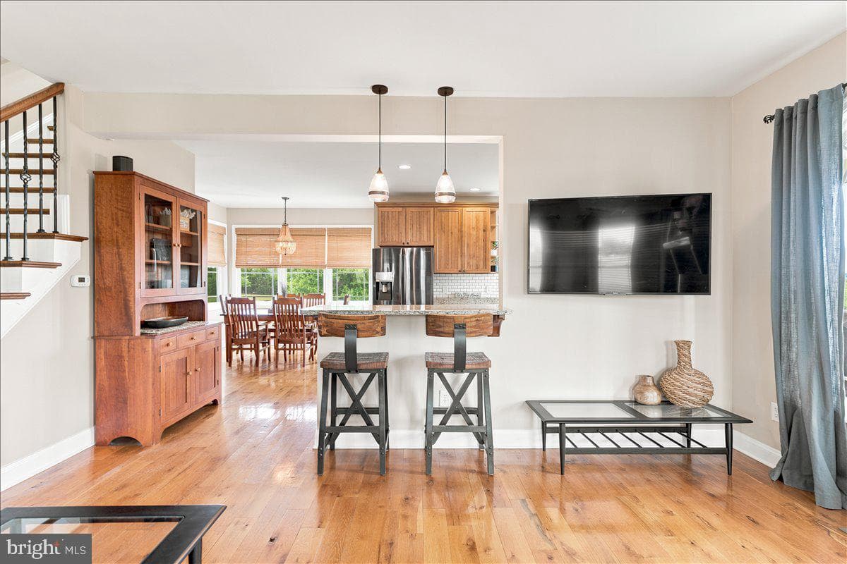 461 Veterans Road photo 44