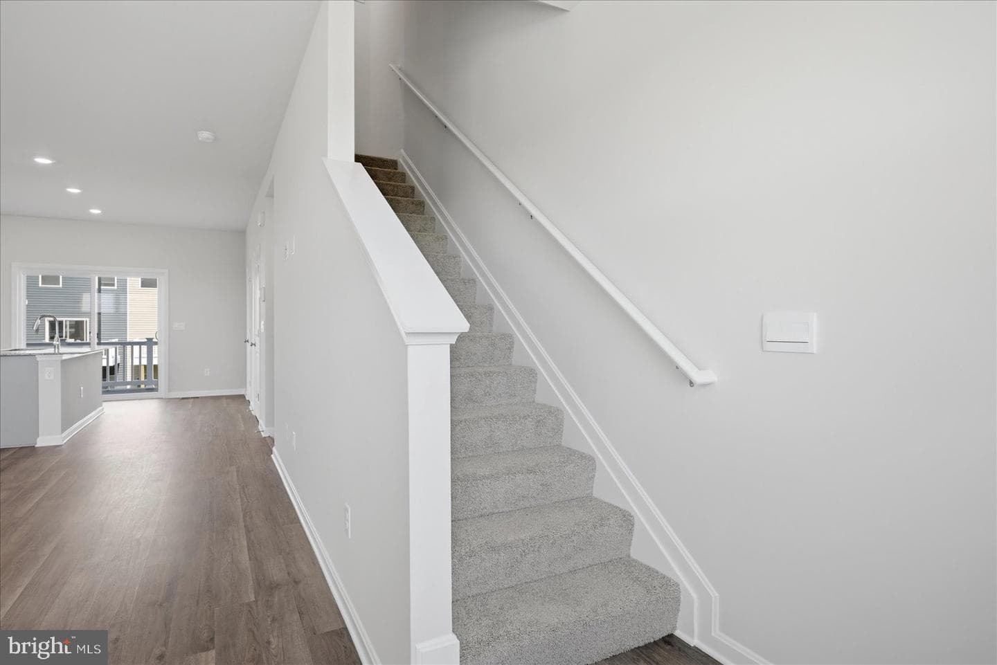 122 Bowers Street photo 22