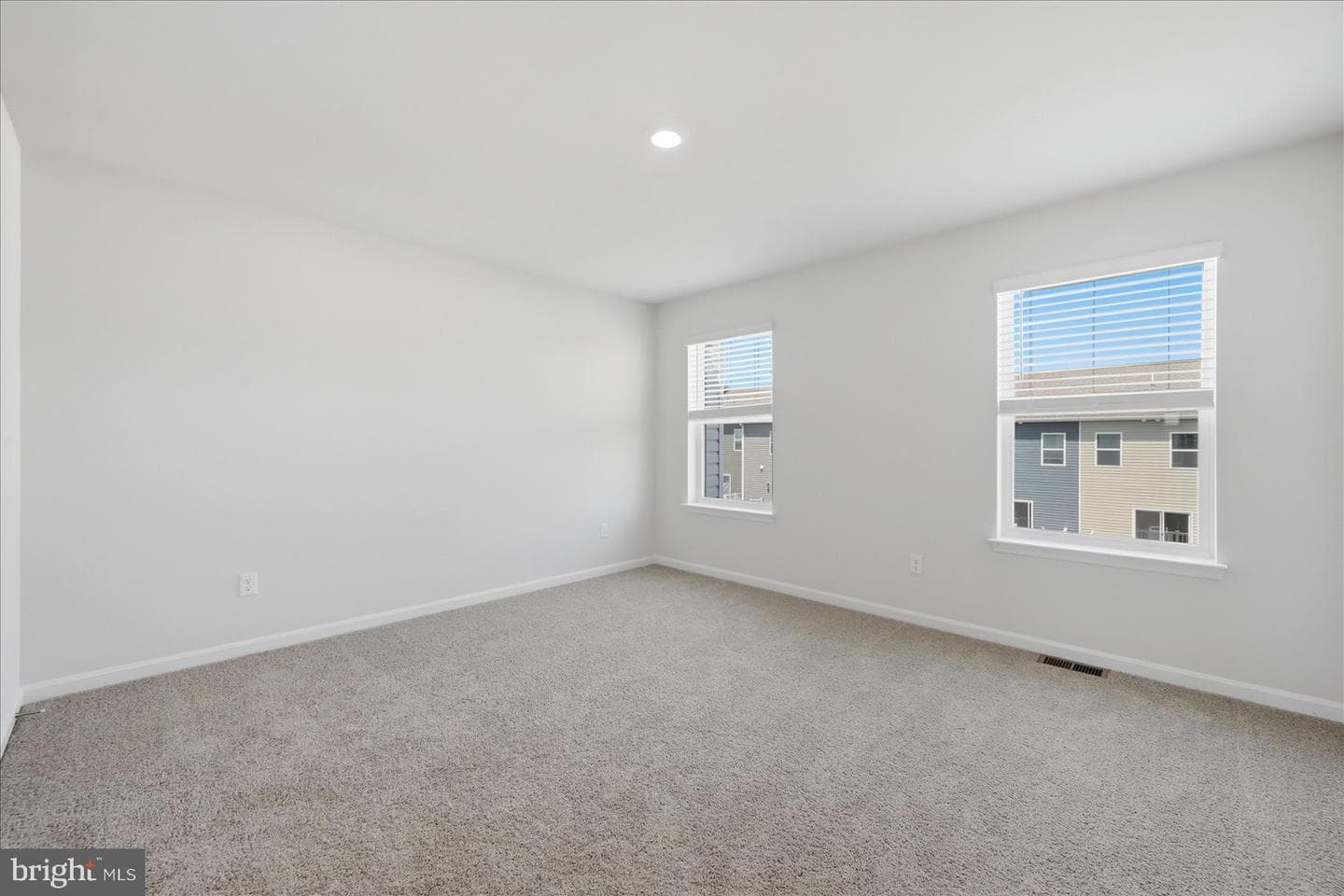 122 Bowers Street photo 23