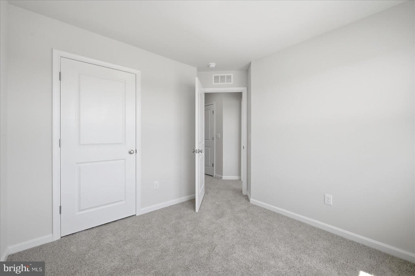 122 Bowers Street photo 30