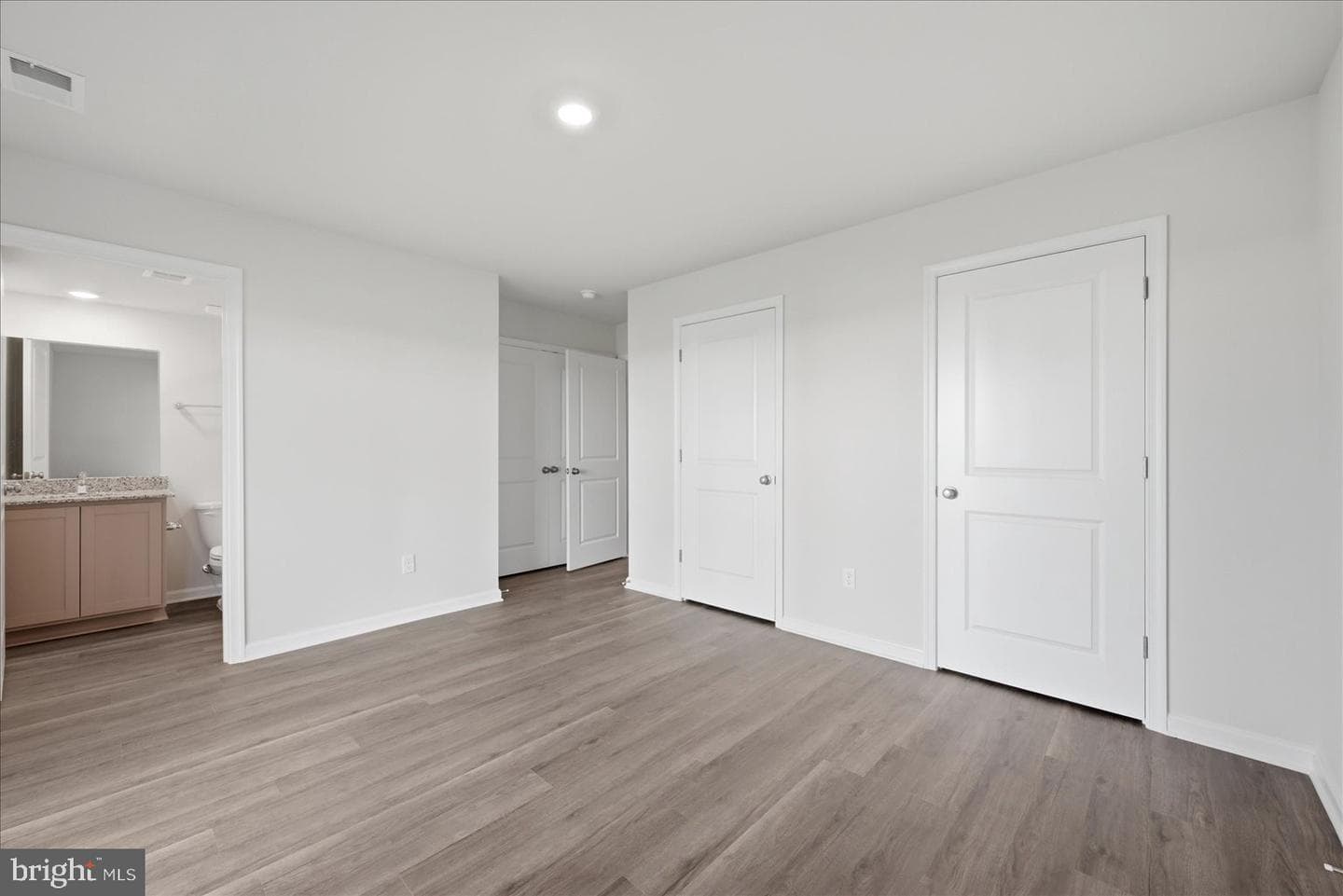 122 Bowers Street photo 7