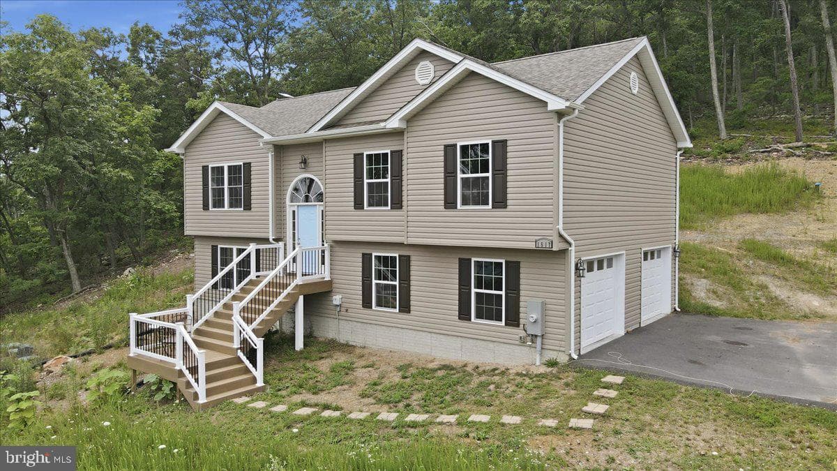 1617 Tomahawk Trl, Winchester