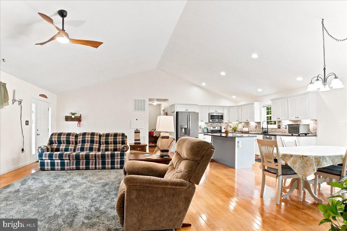 1309 Redland Road photo 18