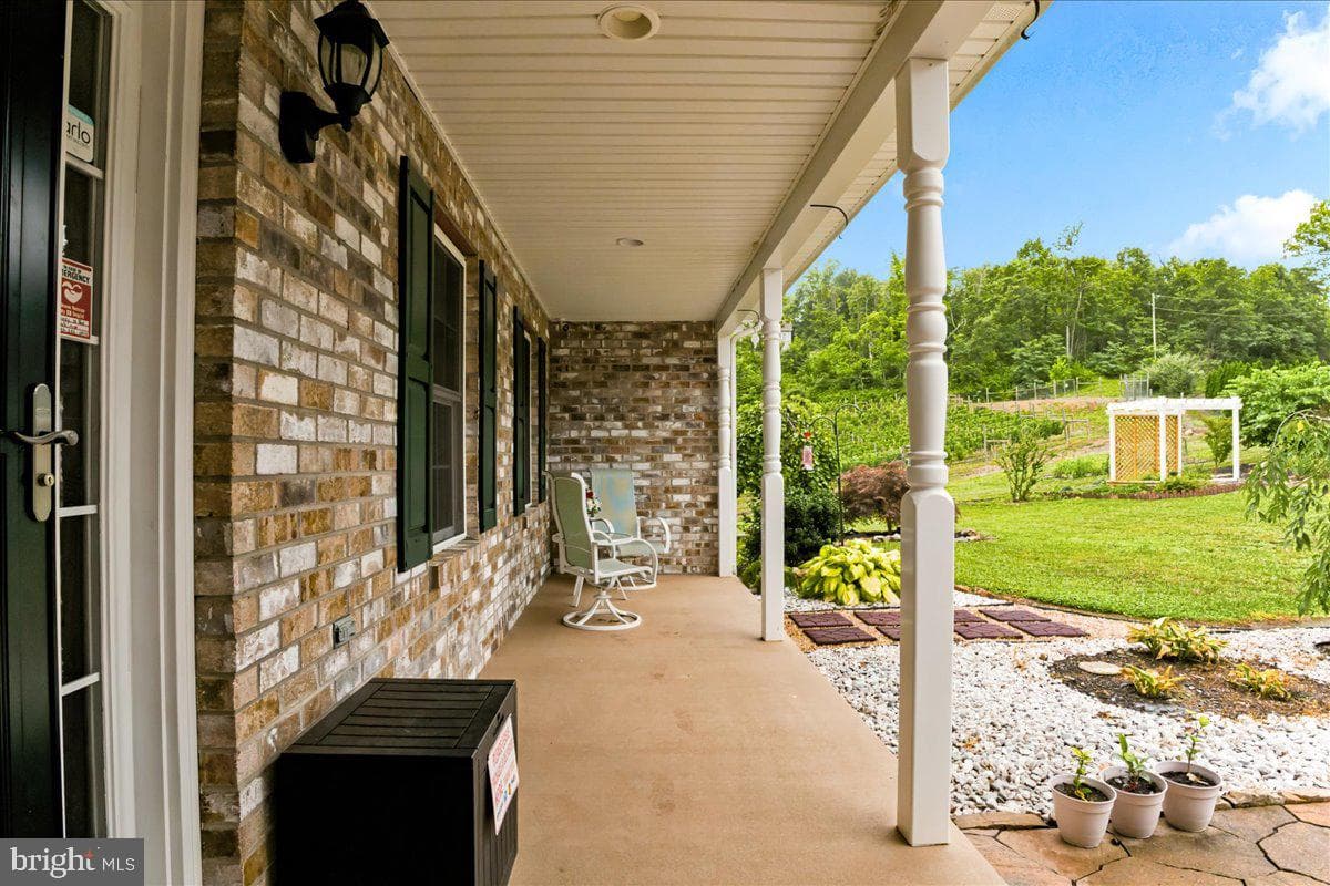 1309 Redland Road photo 5