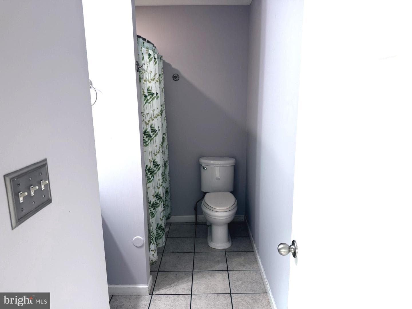 112 Hites Street photo 9