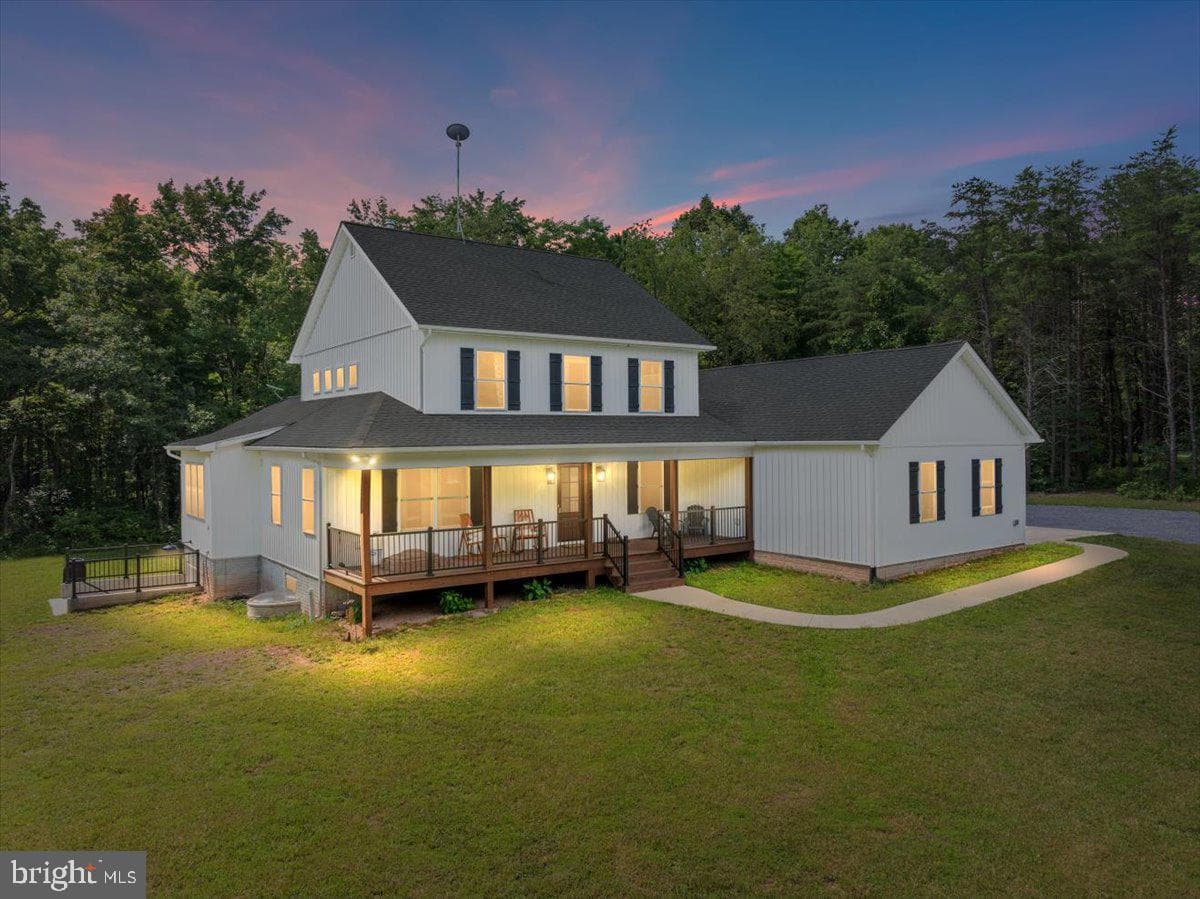 243 Vesper, Cross Junction